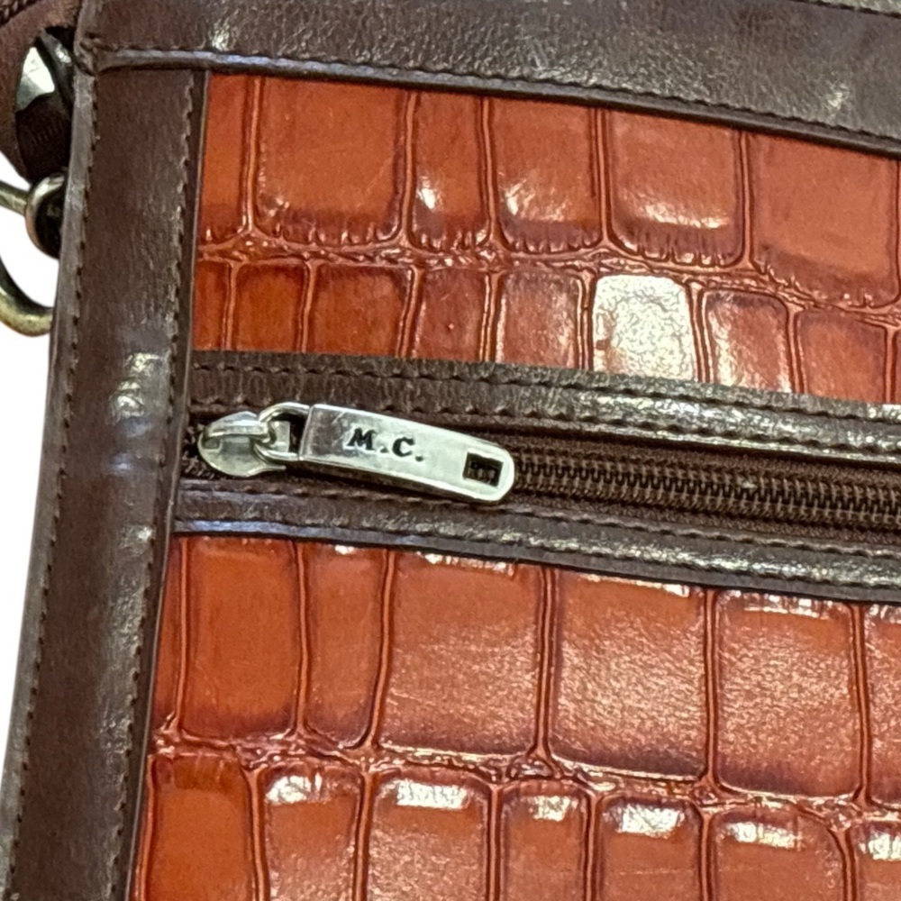 90s MARC CHANTEL BROWN CROCODILE-EMBOSSED & LEATHER TRIM CASE EMBOSSED HARDWARE - Picture 8 of 15